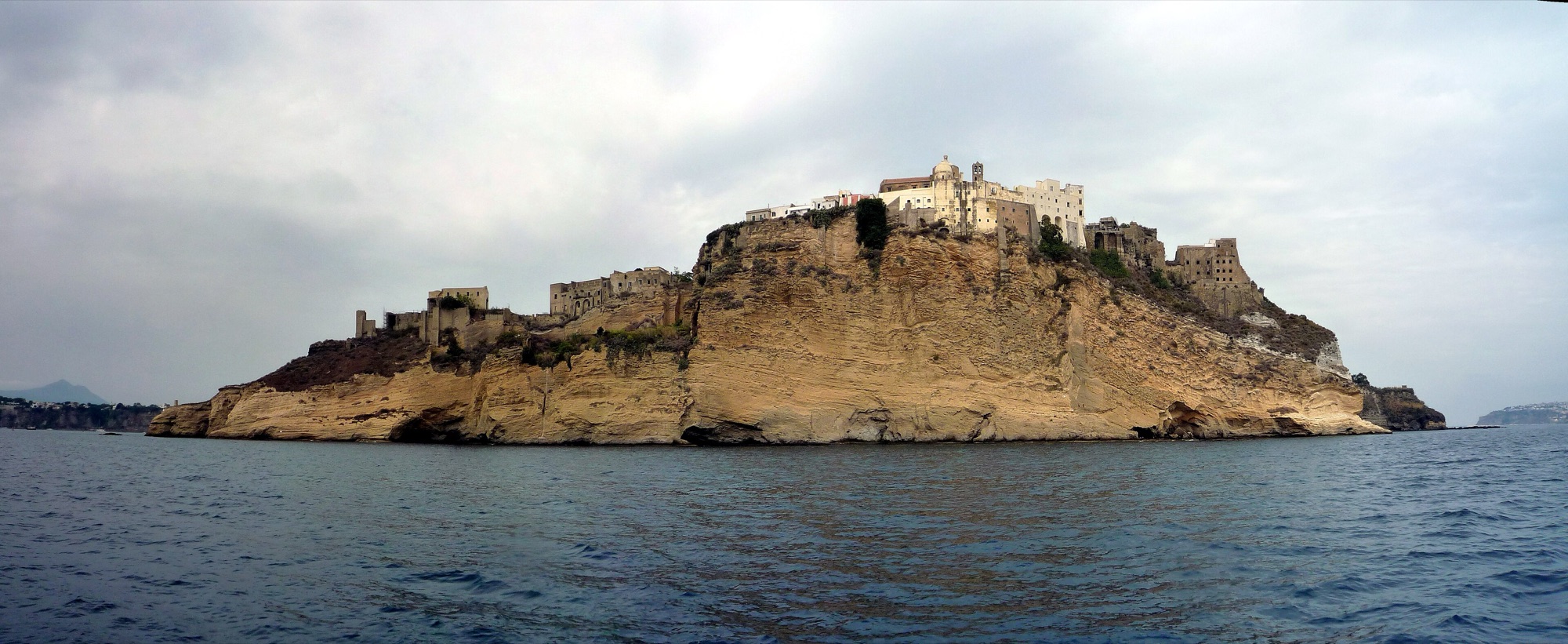 Denizden Procida