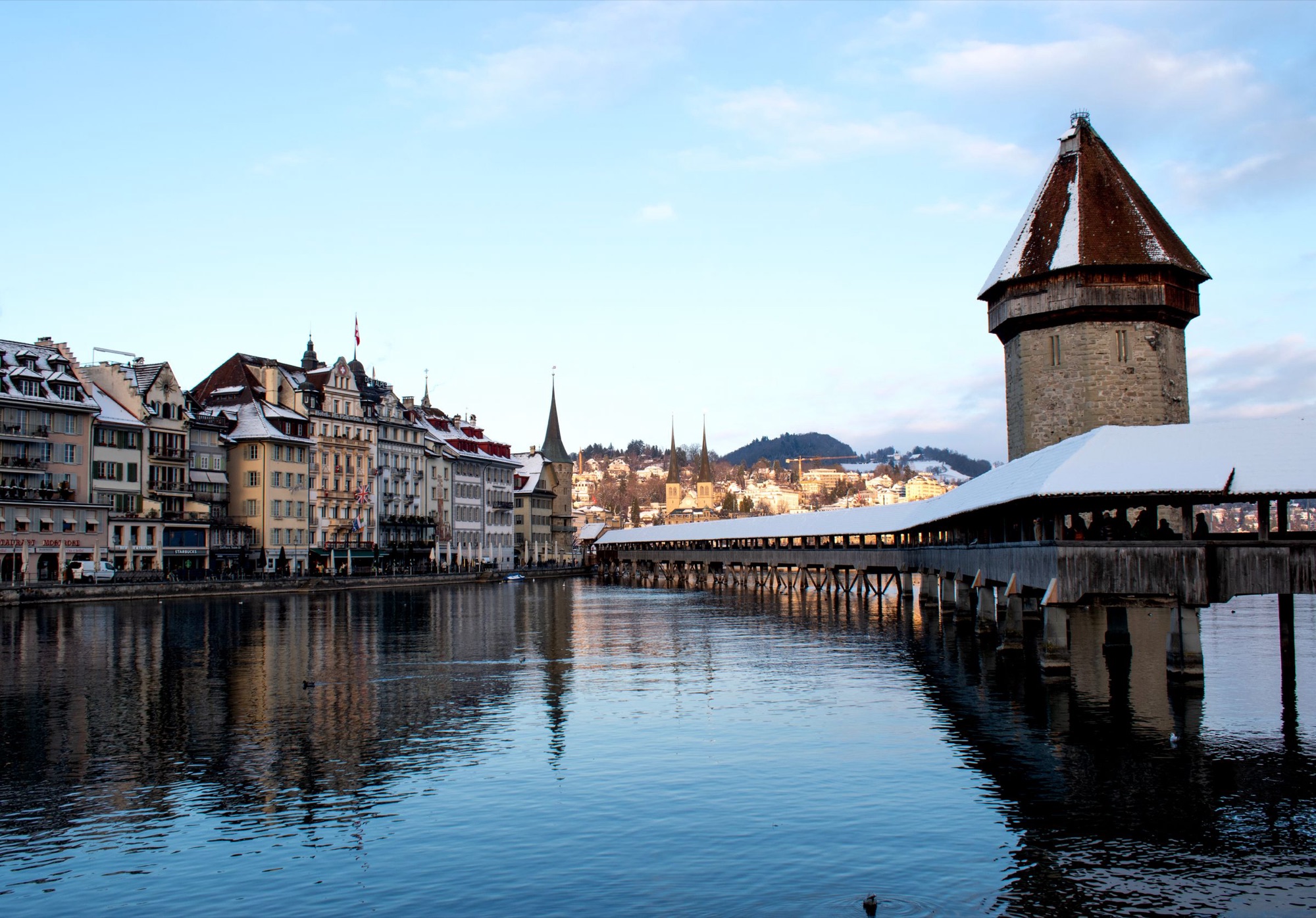 Kışın Kapellbrücke, Luzern